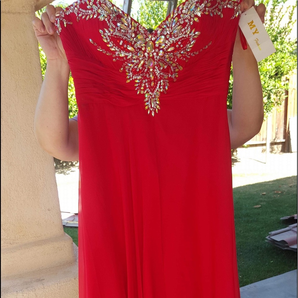 Red MY FASHION formal dress